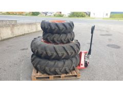 Kubota L2501 Agg Wheels